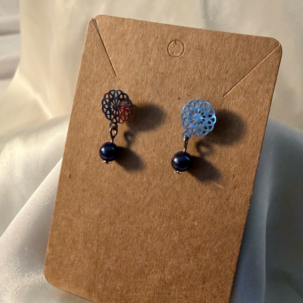 Elegant Black Pearl Drop Earrings